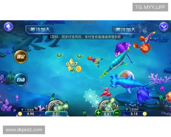 红龙扑克手机娱乐：最新游戏玩法更新带来无限精彩的娱乐享受